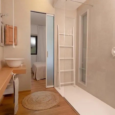 Valentina Villa